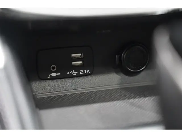 Subaru Forester 2.0i e-BOXER First Edition 2021 Benzine 44