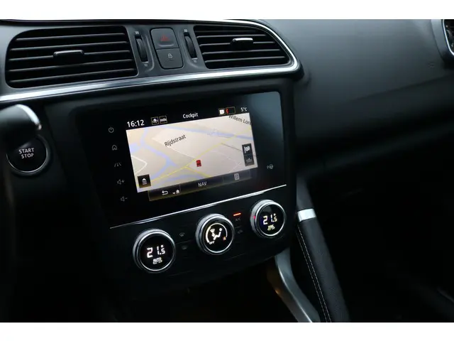 Renault Kadjar TCe 140 Intens 2020 Benzine 12