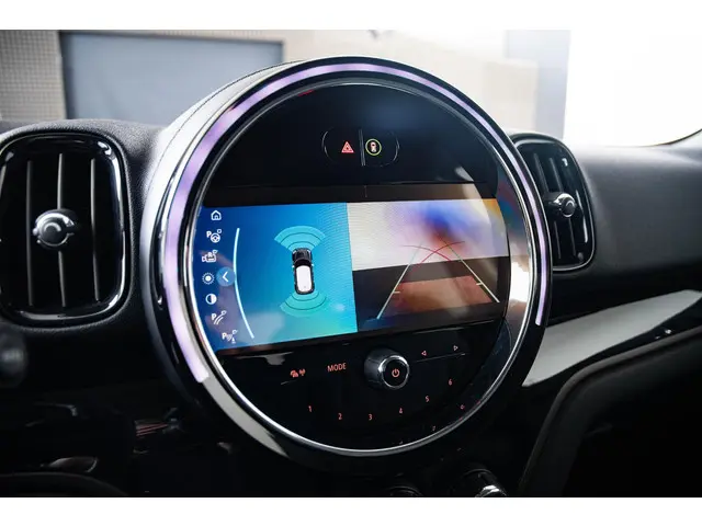 MINI Countryman Cooper SE ALL4 2022 Hybride Benzine 15