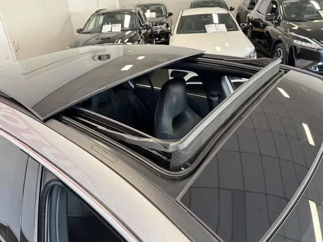 Mercedes-Benz A-Klasse 200 AMG Line 2022 Benzine 16