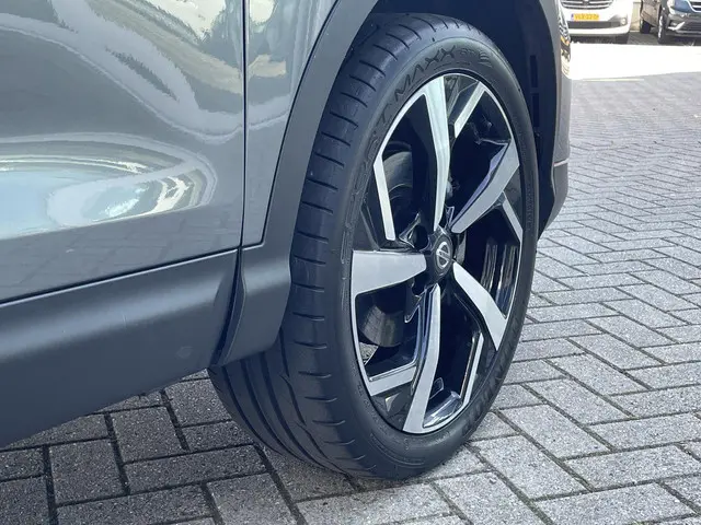 Nissan QASHQAI 1.3 DIG-T Premium Edition 2021 Benzine 21