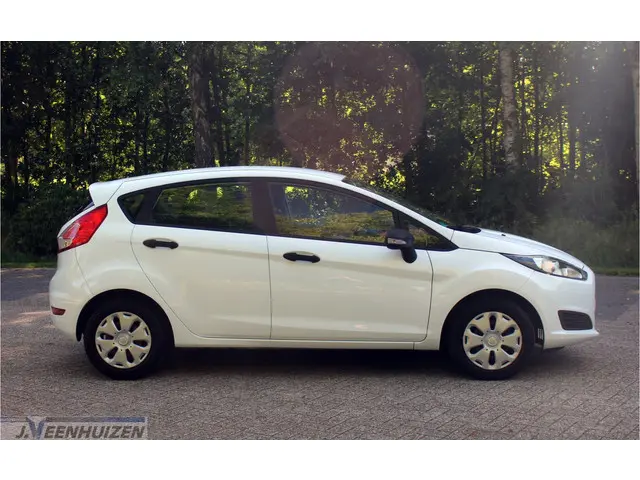 Ford Fiesta 1.25 2015 Benzine 8