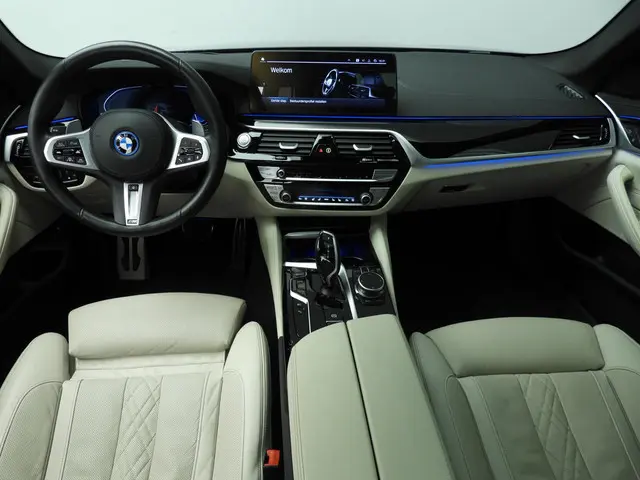 BMW 5 Serie Touring 530e xDrive 2024 Hybride Benzine 10