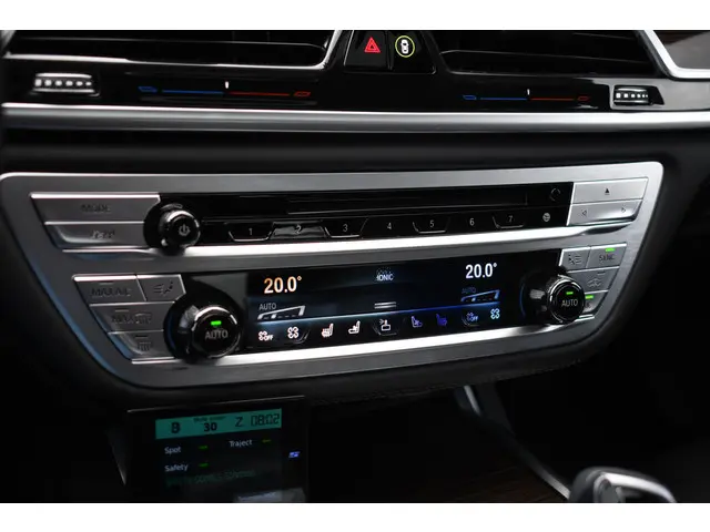 BMW 7 Serie M760Li xDrive 2019 Benzine 99