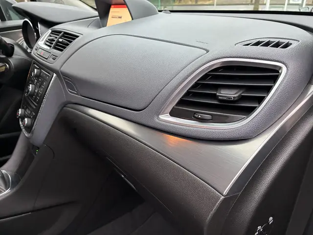 Opel Mokka 1.4 T 140 pk Cosmo 2016 Benzine 28