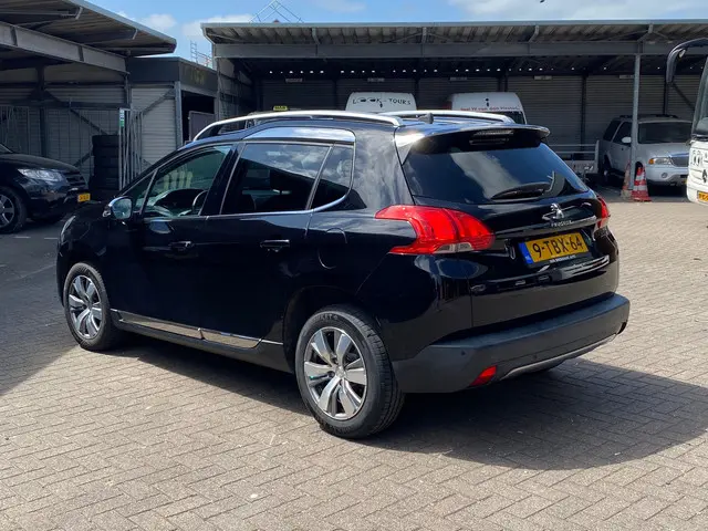 Peugeot 2008 3