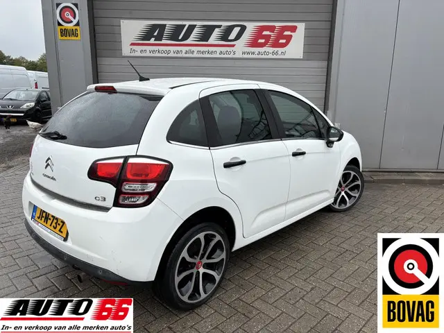 Citroën C3 1.2 PureTech Collection 2015 Benzine 4