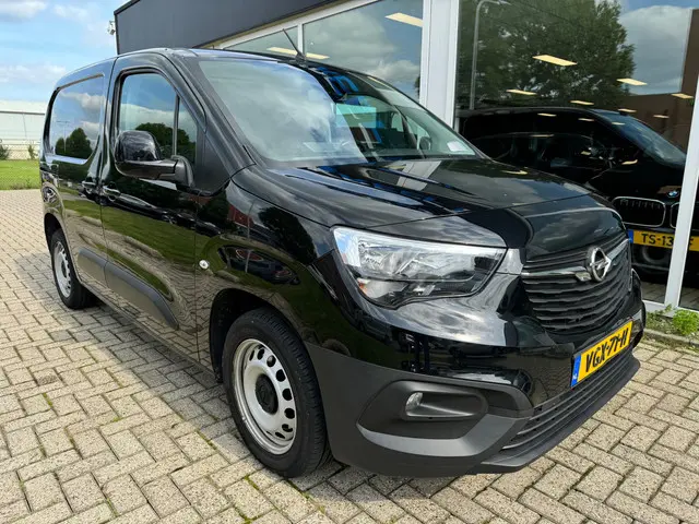 Opel Combo 1.5D L1H1 Edition 2020 Diesel 6