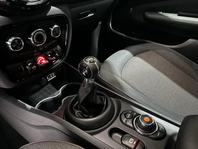 MINI Clubman Mini 1.5 One Business 2017 Benzine 14