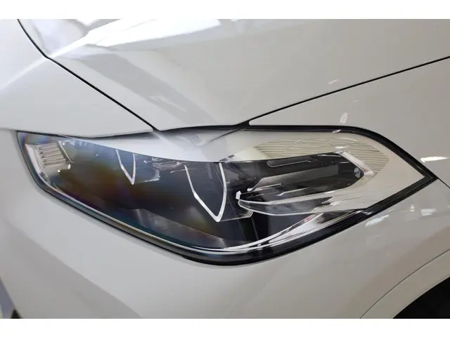 BMW X2 xDrive25e 2021 Hybride Benzine 26