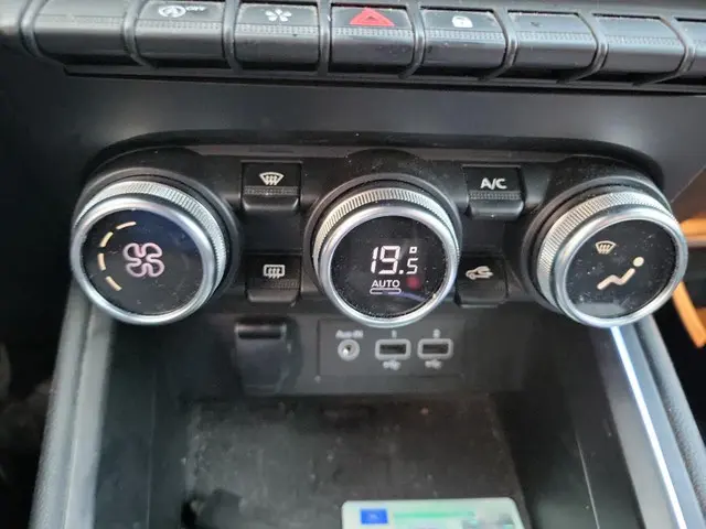 Renault Clio 1.0 TCe Intens 2021 Benzine 13