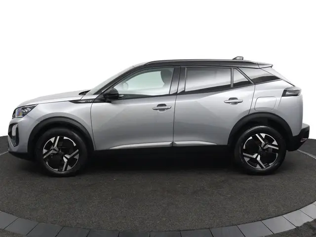 Peugeot 2008 1.2 Hybrid 136 GT 2024 Hybride Benzine 13