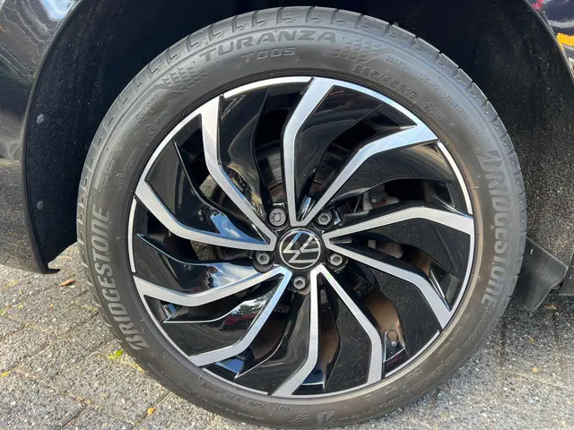 Volkswagen Golf 1.4 eHybrid Style 2021 Hybride Benzine 12
