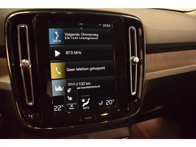 Volvo XC40 T3 163pk AUT8 Inscription 2021 Benzine 10