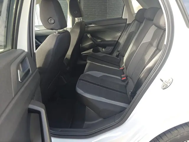 Volkswagen Polo 1.5 TSI DSG Highl.BnsR 2020 Benzine 11