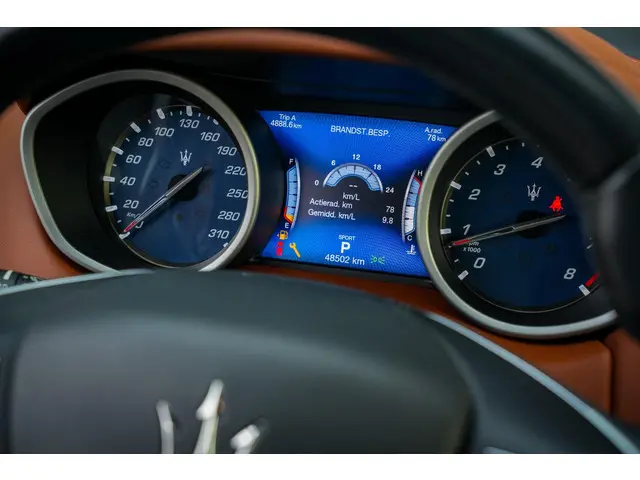 Maserati Ghibli 3.0 V6 GranLusso 2018 Benzine 19