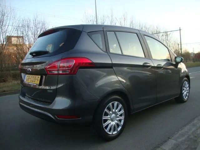 Ford B-MAX 3