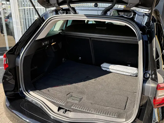 Renault Mégane Estate 1.3 TCe Bose 2019 Benzine 9