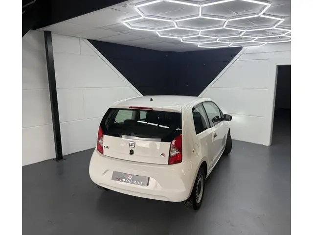 SEAT Mii 1.0 FR Connect 2017 Benzine 6