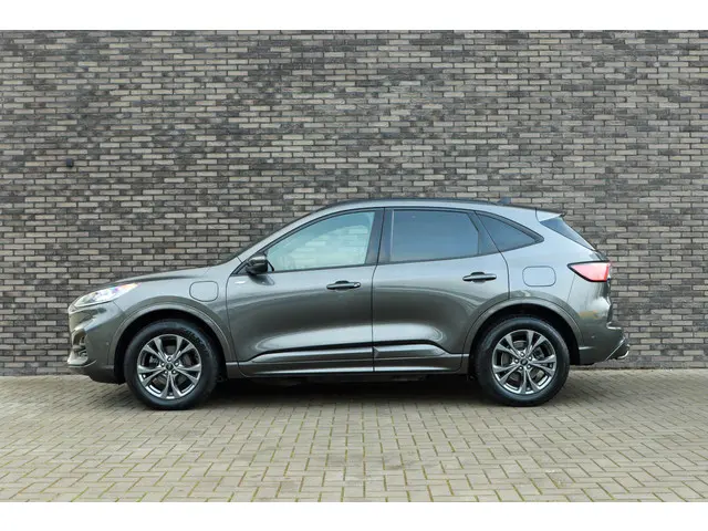 Ford Kuga 2.5 PHEV ST-Line X 2021 Hybride Benzine 21