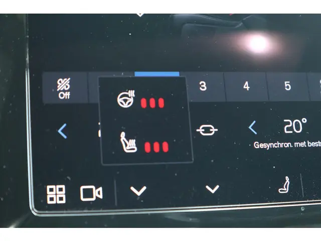 Volvo XC40 2.0 B4 Plus Dark 2025 Benzine 30