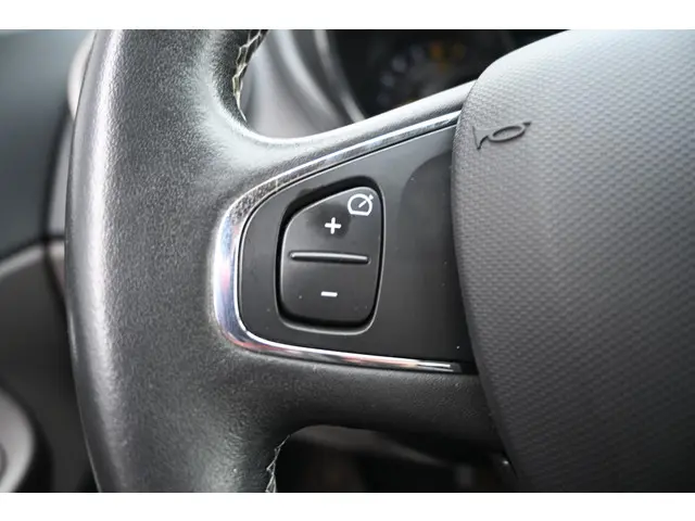 Renault Captur TCe 120 EDC Barista 2015 Benzine 15