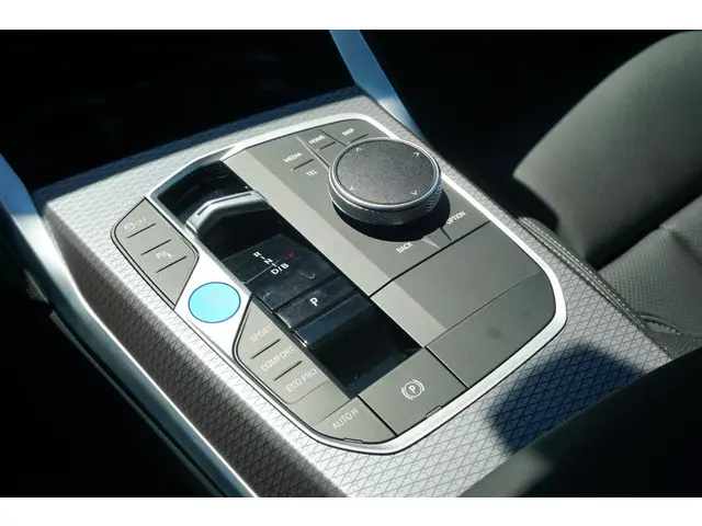 BMW i4 eDrive40 2025 Elektrisch 14