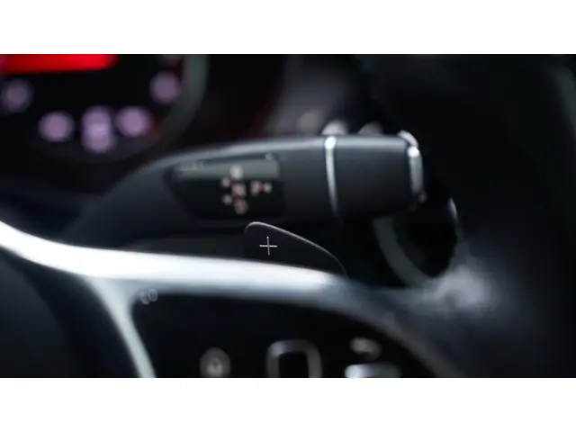 Mercedes-Benz C-Klasse 180 Avantgarde 2019 Benzine 15