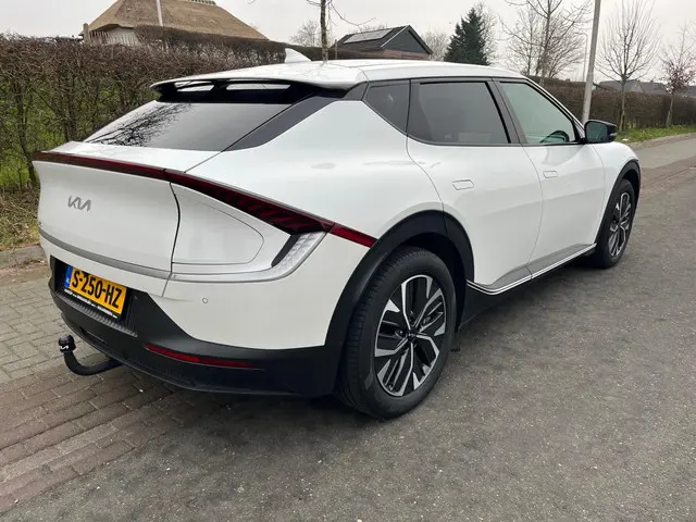 Kia EV6 Plus 77.4 kWh, BTW, Trekhaak, Led 2022 Elektrisch 7