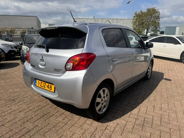Mitsubishi Space Star 1.0 Bright NAP / AIRCO 2015 Benzine 11