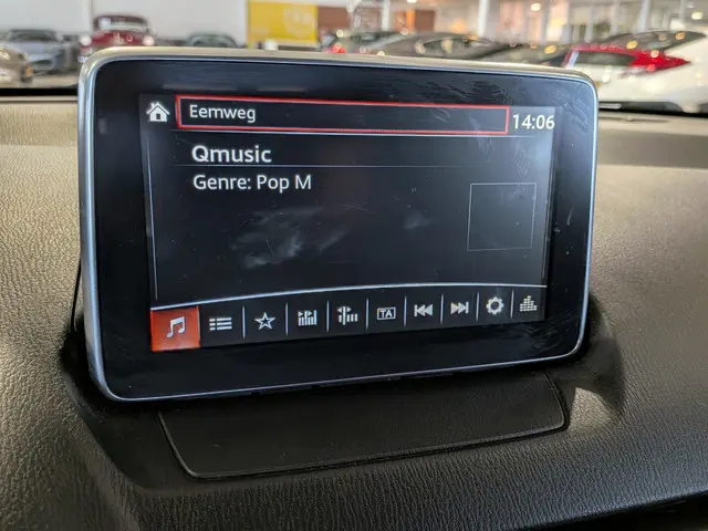 Mazda 2 1.5 Skyactiv-G GT-M 2015 Benzine 17