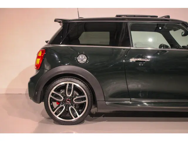 MINI Cooper Mini 2.0 John Works Chili 2020 Benzine 29