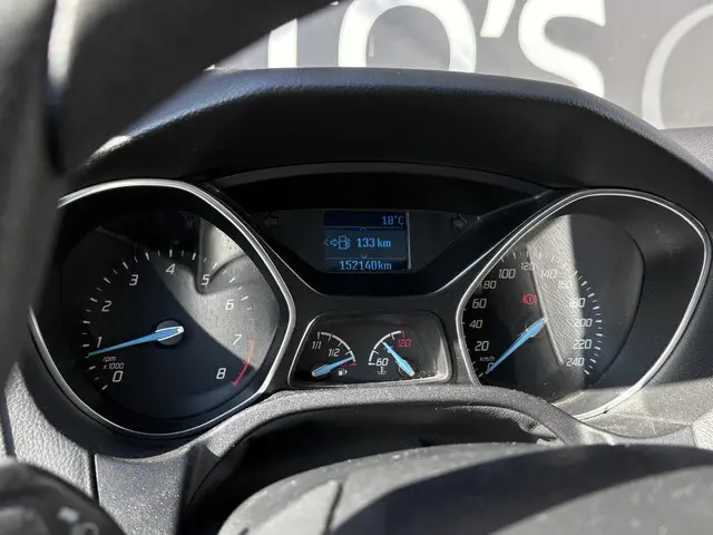 Ford Focus 1.0 EcoBoost Trend 2013 Benzine 17
