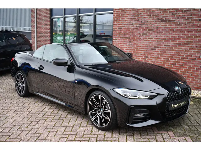 BMW 4 Serie Cabrio 420i M-Sport 2022 Benzine 44