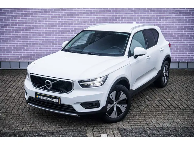 Volvo XC40 1.5 T3 Momentum 2021 Benzine 14