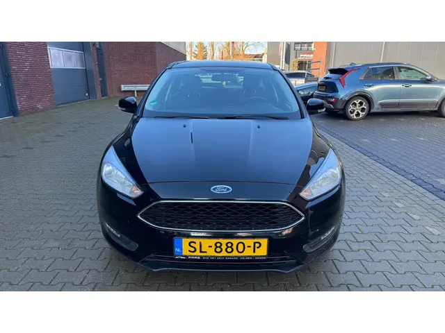 Ford Focus 1.0 Edition turbo 2018 Benzine 7
