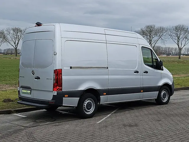 Mercedes-Benz Sprinter 316 2019 Diesel 3