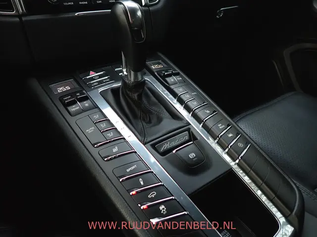 Porsche Macan 2.0 2017 Benzine 14