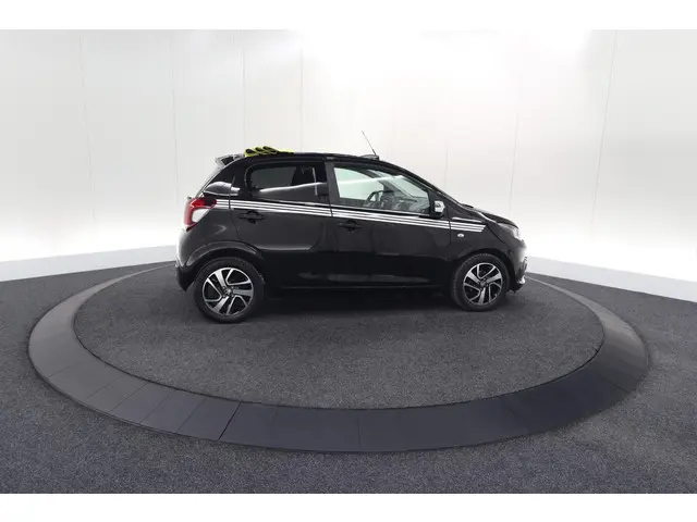 Peugeot 108 1.0 e-VTi Collection TOP! 2020 Benzine 8