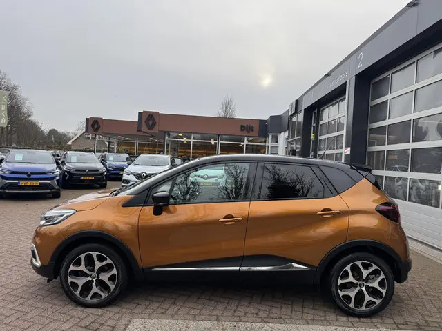 Renault Captur 0.9 TCe 90pk Intens+Camera!! 2018 Benzine 8