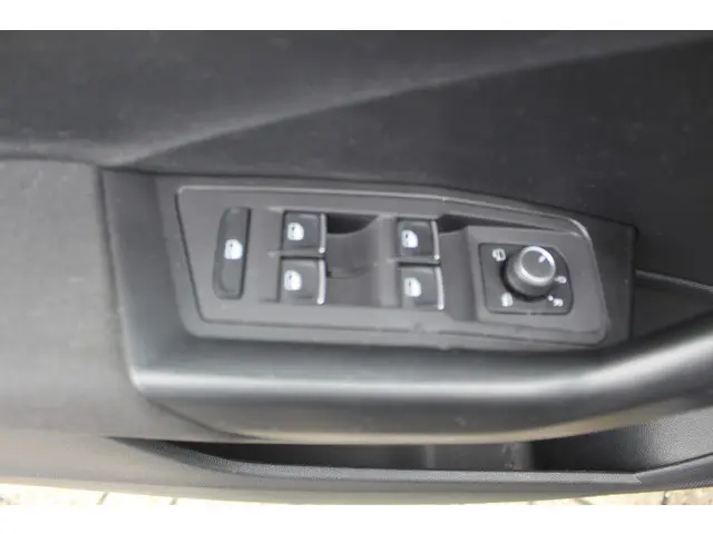 Volkswagen T-Roc 1.5 TSI Sport 2019 Benzine 15