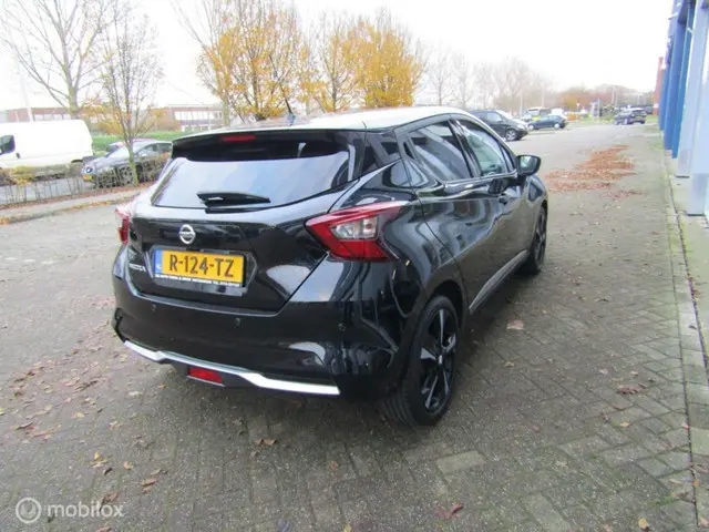Nissan Micra 0.9 IG-T Bns. Ed 2018 Benzine 9