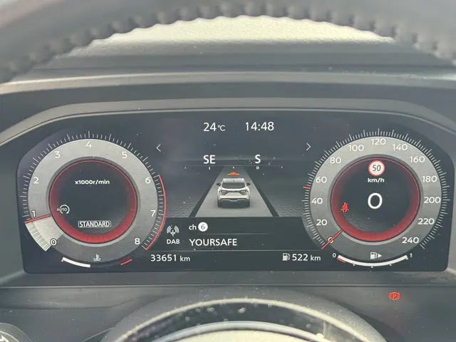 Nissan QASHQAI 1.3 MHEV Tekna Plus 2022 Hybride Benzine 33