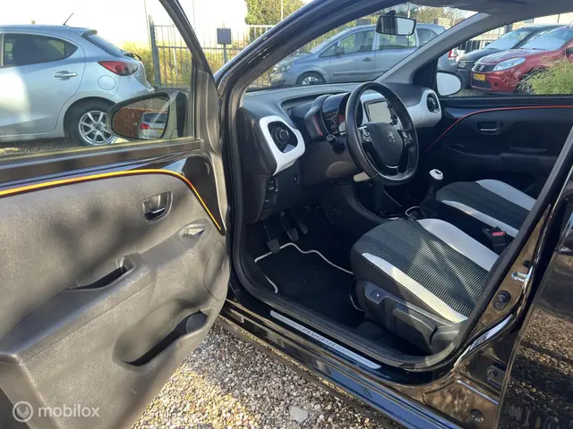 Peugeot 108 1.2 Puretech TOP! Roland Garros 2015 Benzine 14