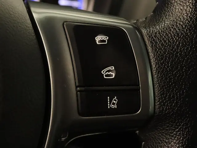 Toyota Yaris 1.5 Hybrid Trend 2016 Hybride Benzine 24