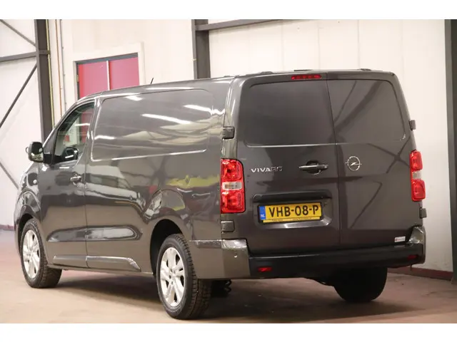 Opel Vivaro 2.0 CDTI 150PK L3H1 EURO 6 2020 Diesel 2