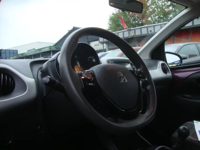 Peugeot 108 1.0 e-VTi Active (Airco ) 2014 Benzine 14