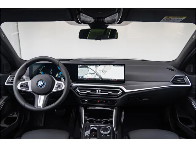 BMW 3 Serie Touring 320e 2024 Hybride Benzine 9