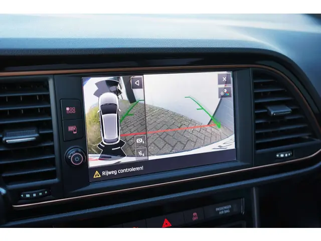 SEAT Leon ST 2.0 TSI 4DRIVE CUPRA R 2020 Benzine 6