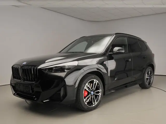 BMW X1 xDrive25e 2025 Hybride Benzine 53